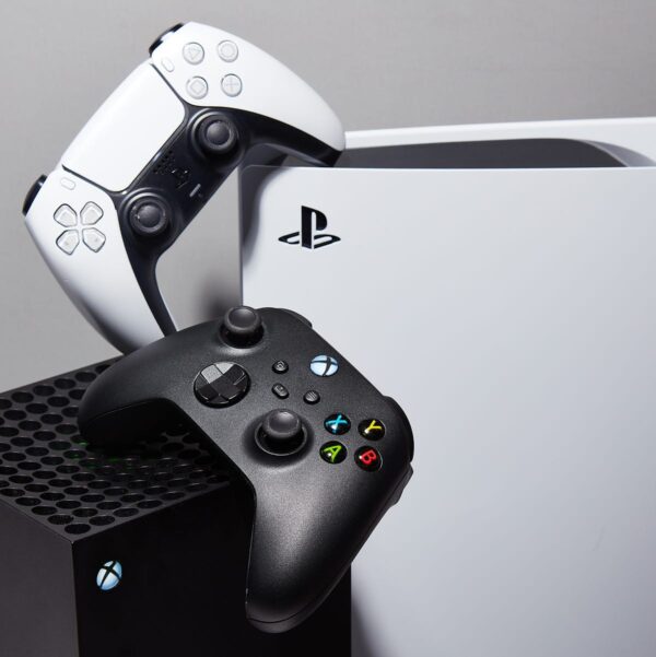 Gaming console